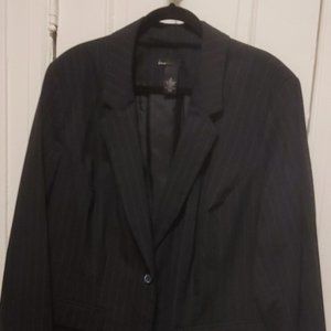 Lane Bryant Plus Size Women's Pant Suit (Navy Blue Pinstripe) (worn once)